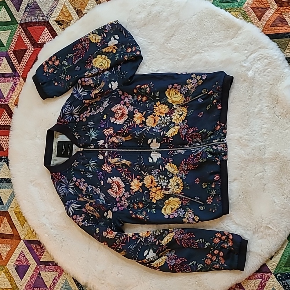 Trafaluc Zara Pretty Full Zip Silky Floral Bird Garden Botanical Bomber Jacket